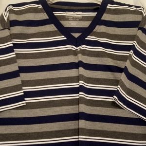 SWISS CROSS STRIPED V-NECK SHIRT